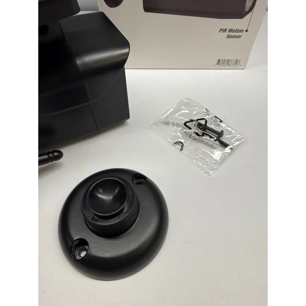 Hyper Tough 800-Lumen Solar Decoy Security Camera Black FSI 80-8566-800